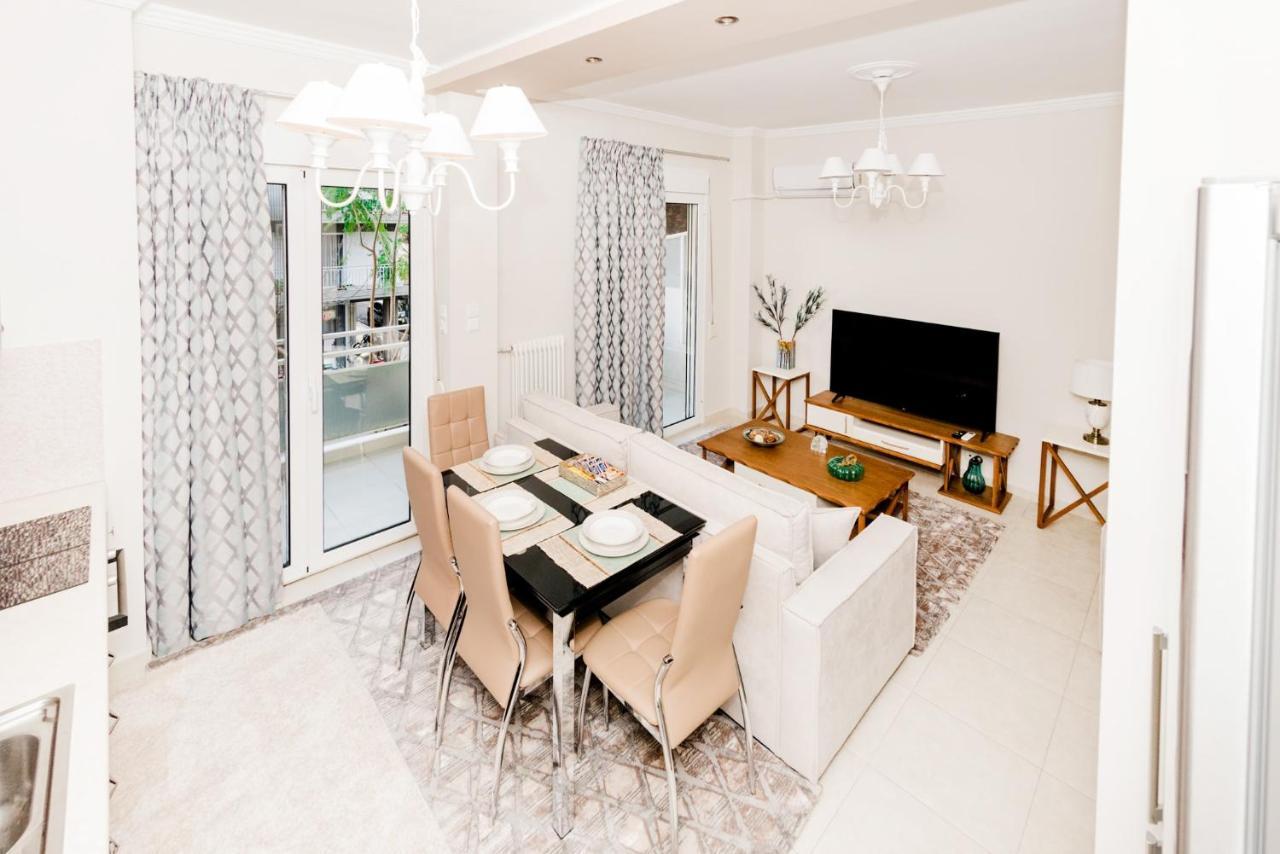 House, Ellinou Stratiotou, Ayia, *